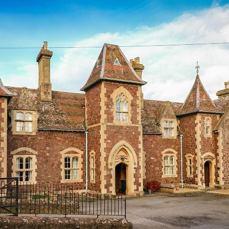 3 Old Police Station Dunster Exterior foto